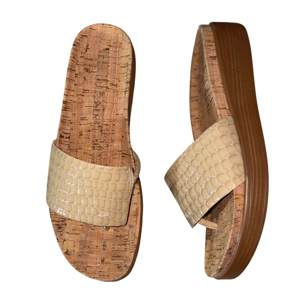 Donald Pliner Fifi Embossed Leather Sandals with cork bed. sz 8 NWOT